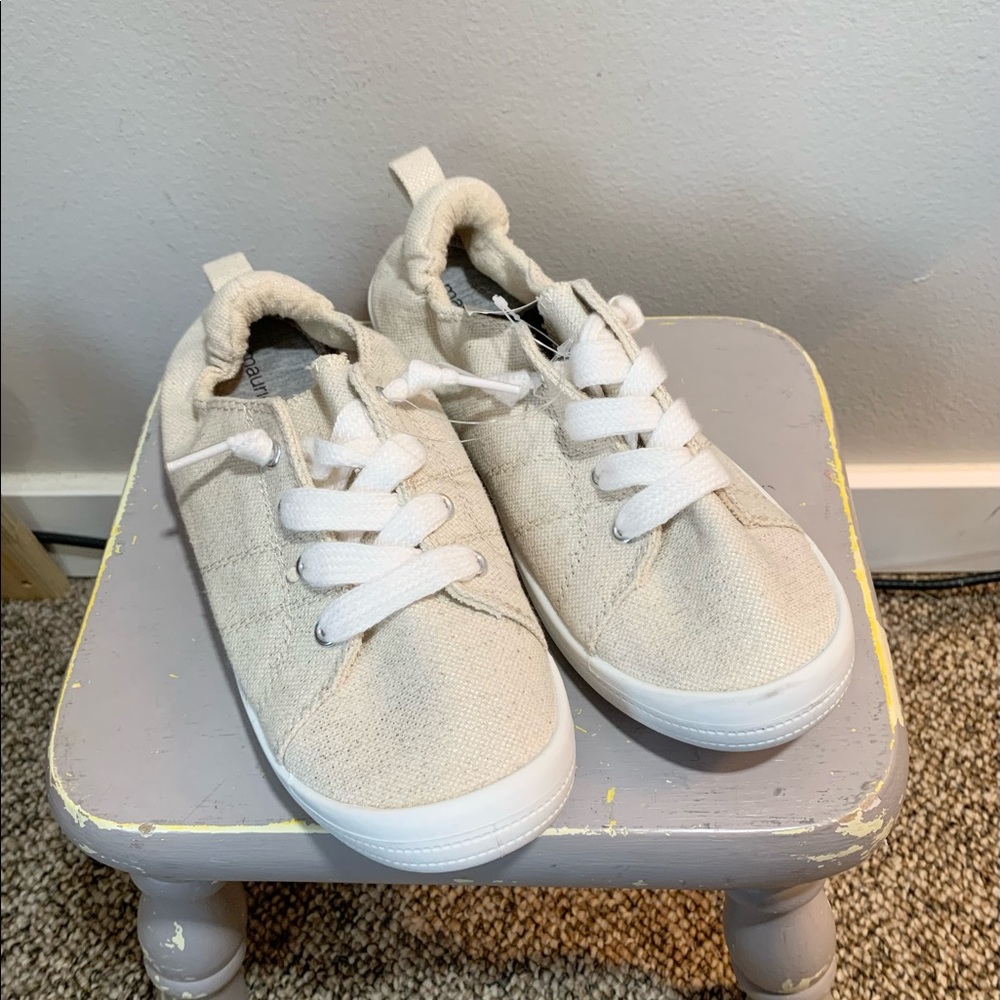 Maurices Elastic Slouch Back Slip On Summer Sneakers Shoes! Size 7.5